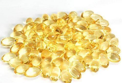  睡前1粒維E，皮膚會(huì)獲得3個(gè)好處，堅(jiān)持使用